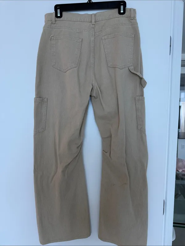 Lioness Tan Baggy Cargo Pants in Size M - Image 2