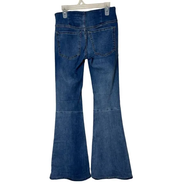 Free People Penny Pull On Flare‎ Jeans 24 Medium Blue - Image 4