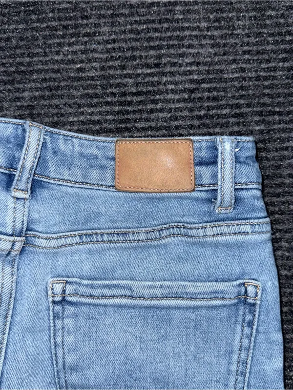 Buckle BKE Billie Slim Fit High Rise Bootcut Stretch Jeans 26 x 31.5 Distressed - Image 7