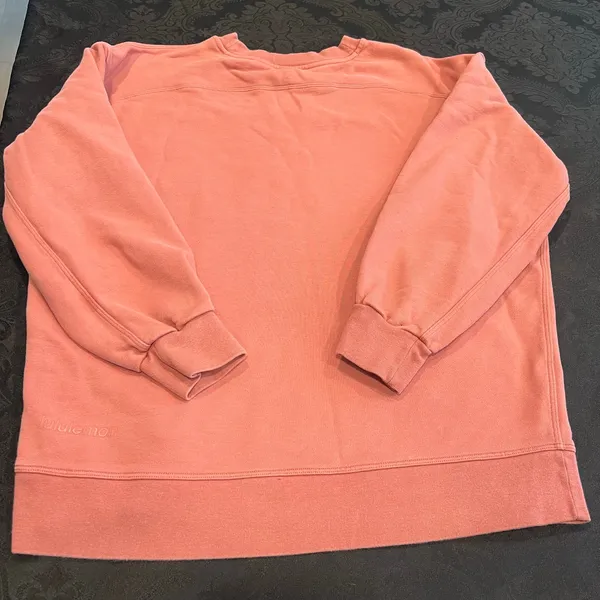 Lululemon mauve crewneck pullover M/L women - Image 5