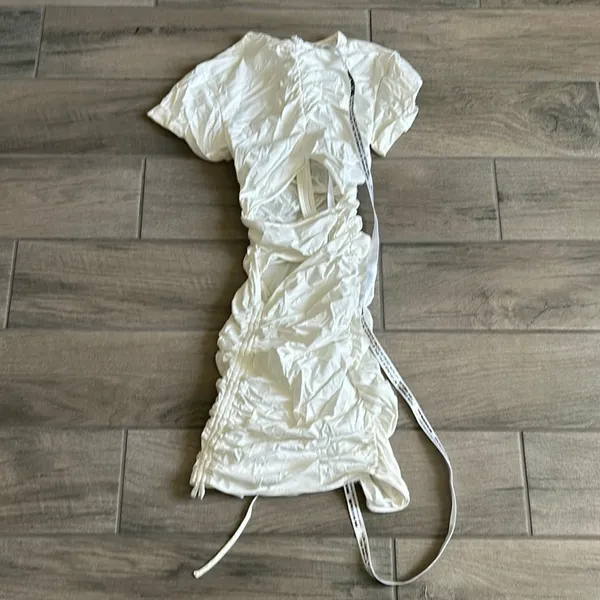Mistress rocks exhale dress in white - Image 2