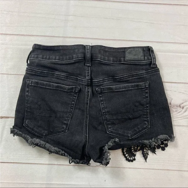 American Eagle Womens Black Super Stretch X Hi Rise Crochet Accent Short Size 4 - Image 3
