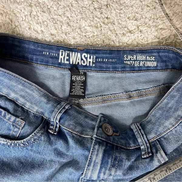 Rewash super high rise shorts - Image 5