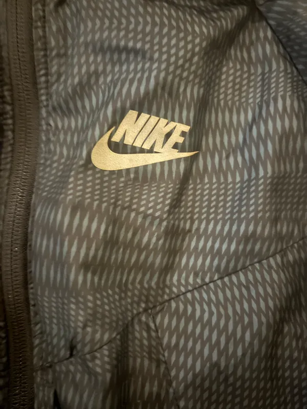 Nike Windbreaker - Image 3