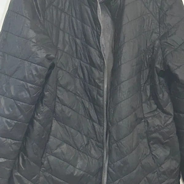 Free Country Gray and Black Jacket - Image 4