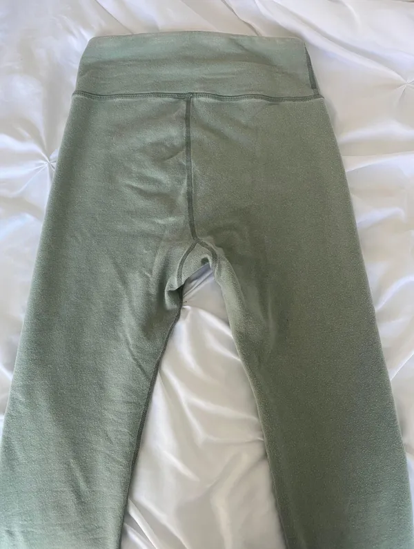PacSun Sage Green Leggings - Image 3