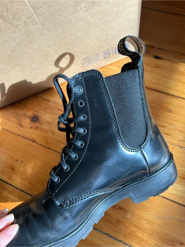 Blundstone Lace Up Gore Boots Patent Leather US 7.5 black - Image 5