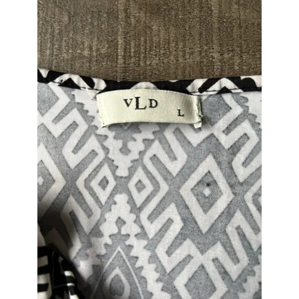 VLD‎ Women's Black And White Geometric Design sleeveless maxi dress size Large - Image 9