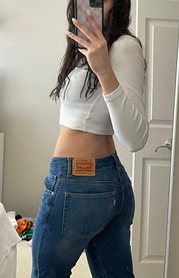 Levi's Low-Rise Jeans - Image 5
