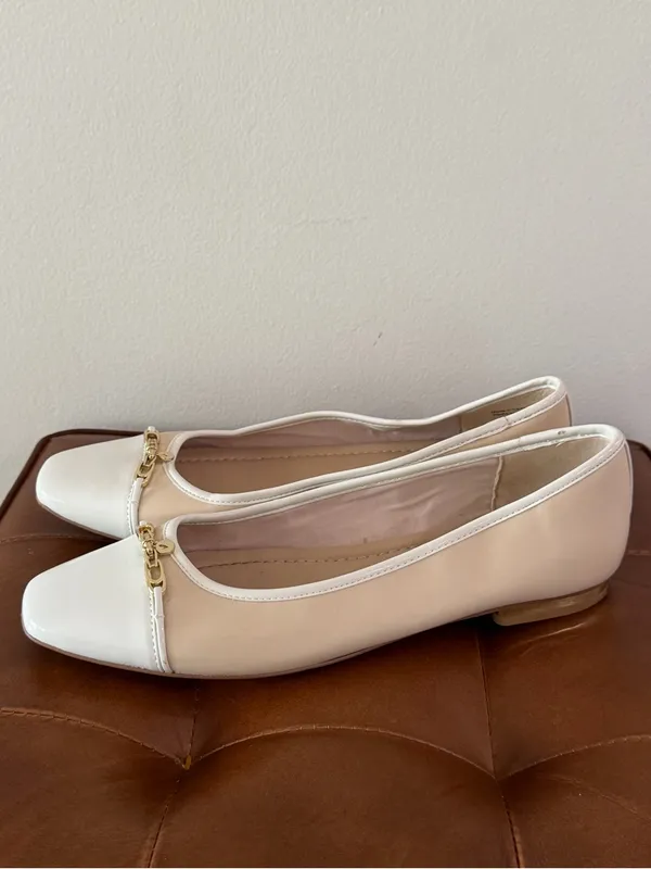 Aldo Lalateriel Ballerina Two-Tone Cream and White Ballet Flat Gold Accent Sz 9 - Image 4