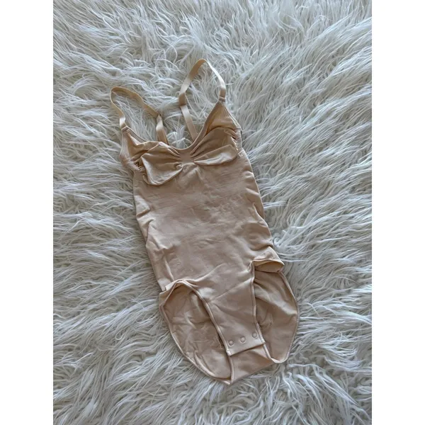 Skims Seamless Sculpt Brief Bodysuit Sand Size XS - Image 3