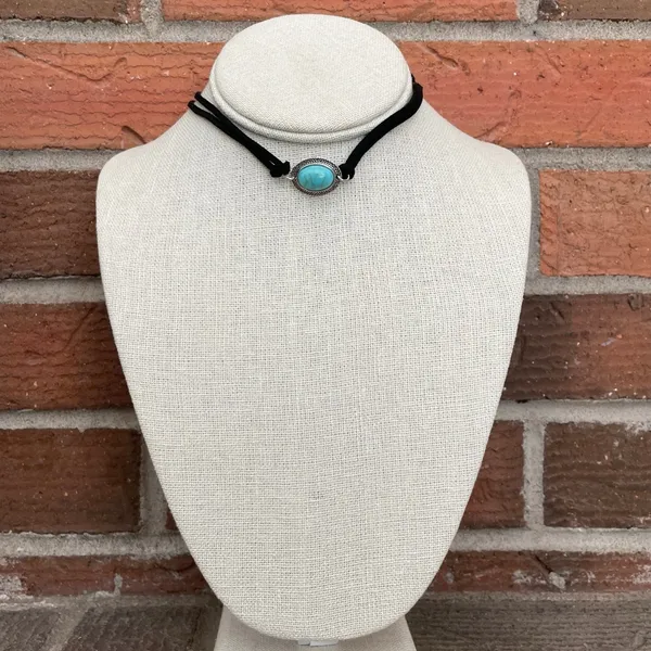 Cutout Concho Necklace Set with Faux Turquoise & Navajo Style Pearls - Image 3