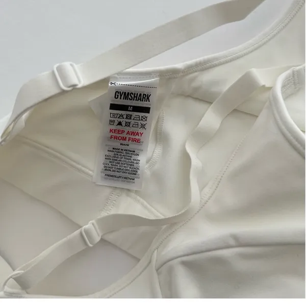 Gymshark M Superset Sports Bra - Image 3
