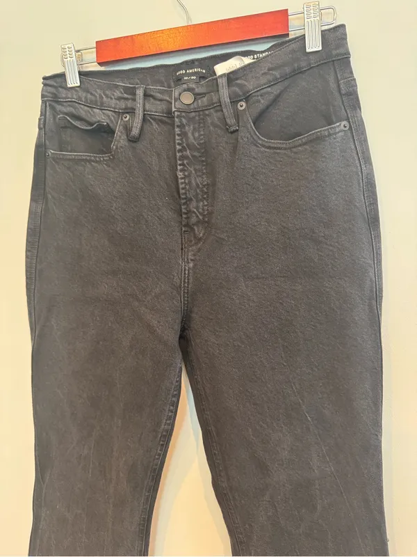 Good American Good Standard Kick Flare Jeans - Image 3