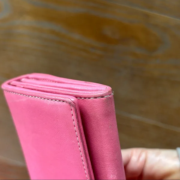 Kate Spade Pink Leather Wallet - Image 4