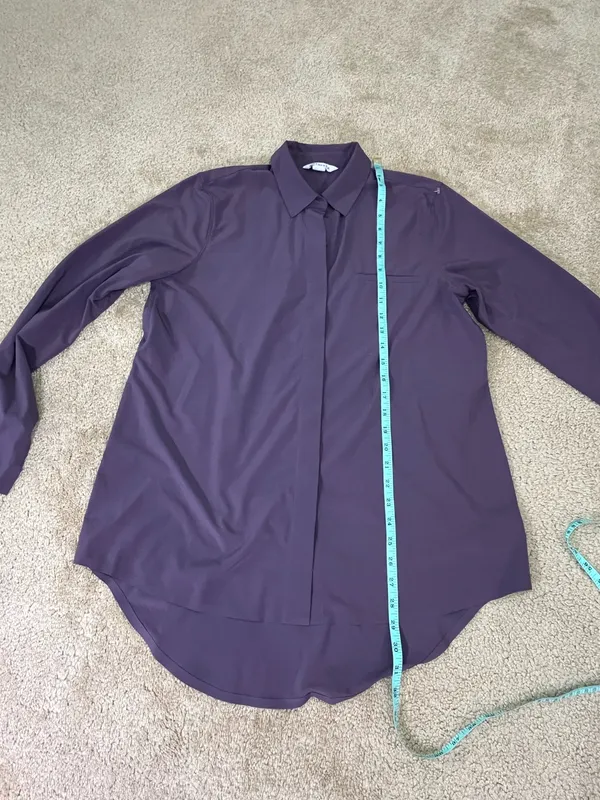 Athleta Purple Long Sleeve Button Front Shirt Size M Lightweight Travel Top - Image 6