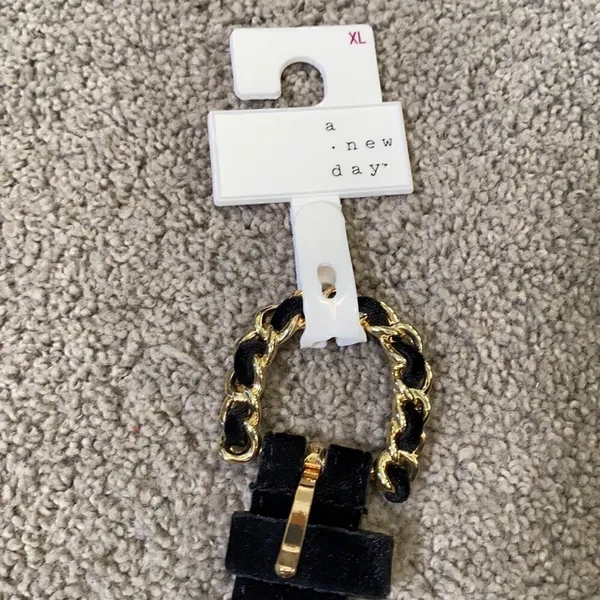 Women’s Black Velvet Belt with Gold Buckle Size XL NWT - Image 2