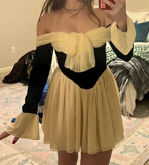 House Of CB Alana Black & Cream Off Shoulder Dress - Image 5