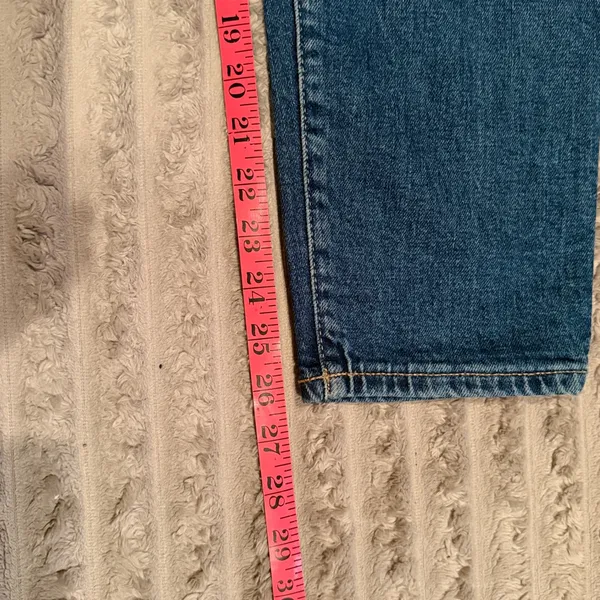 Old Navy OG Straight High Rise Distressed Jeans‎ Blue Size 6 - Image 7
