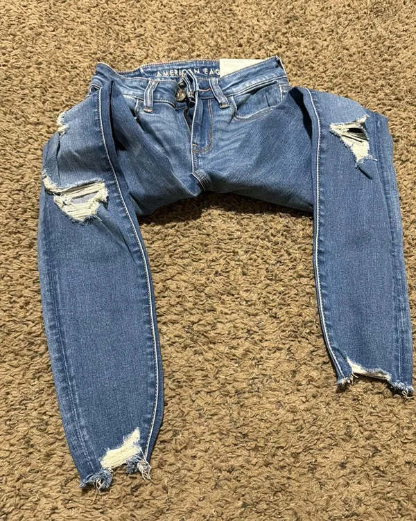 American Eagle Jeans - Image 7