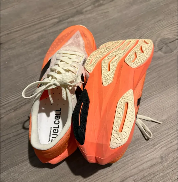 New Balance FuelCell Running Shoes - Image 2