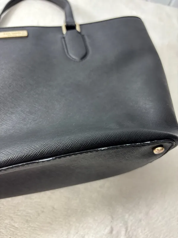 Kate Spade New York Leather Cow Black Saffiano Tote with Gold Plaque‎ - Image 16
