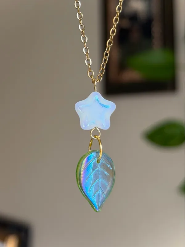 Handmade quality Czech glass star & leaf fairy statement cottage necklace🍃 - Image 3