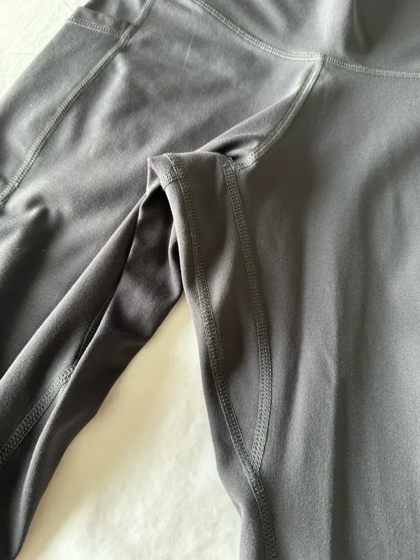 Charcoal Grey Cropped Leggings With Pockets - Image 4