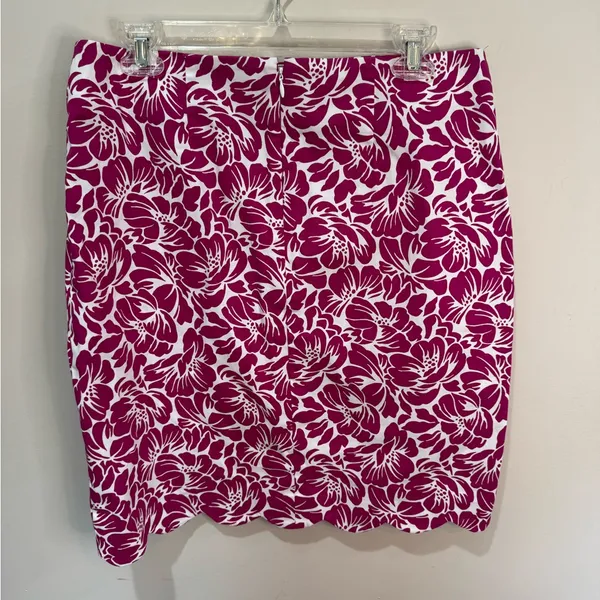 Talbots Floral Mini Skirt with Scalloped Hem in Magenta/Women’s 10‎ - Image 2