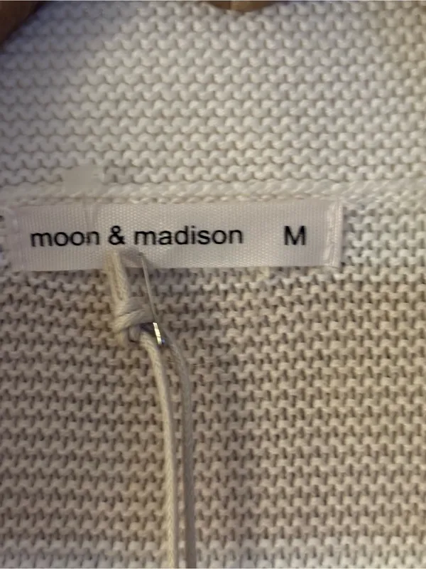 moon & madison Women’s Striped V-Notch Collar Sweater in Cream and Tan Size M - Image 5