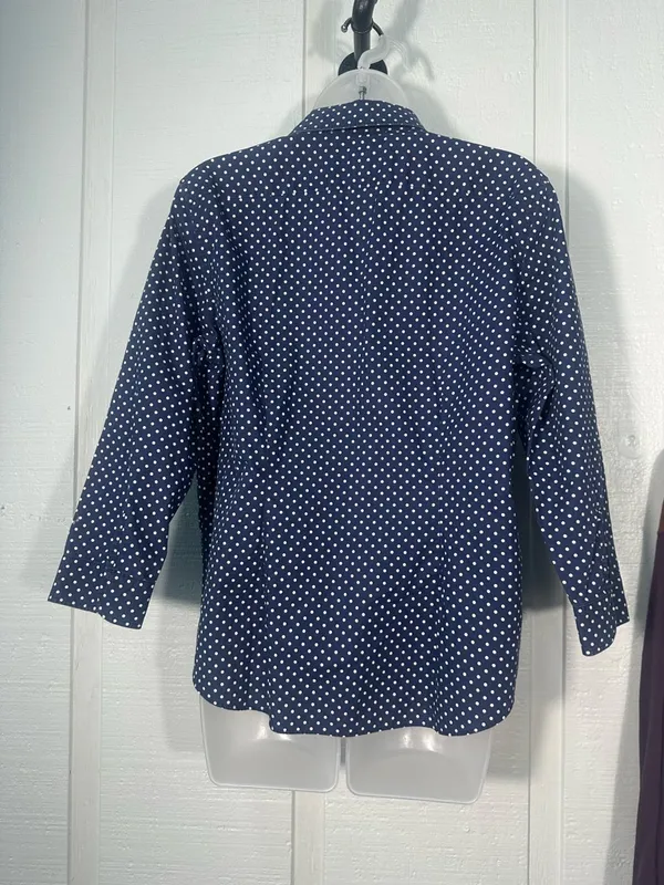 Lauren Ralph Lauren Blue and White Polka Dot Top Size Large EUC - Image 6