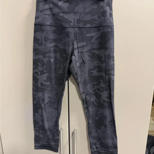 Lululemon Athletica Black Camo Capris - Image 2