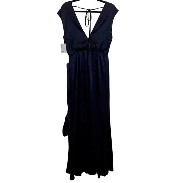 NWT‎ Dessy Collection Charmeuse Cap Sleeve Gown Dress in Midnight Blue - Image 4