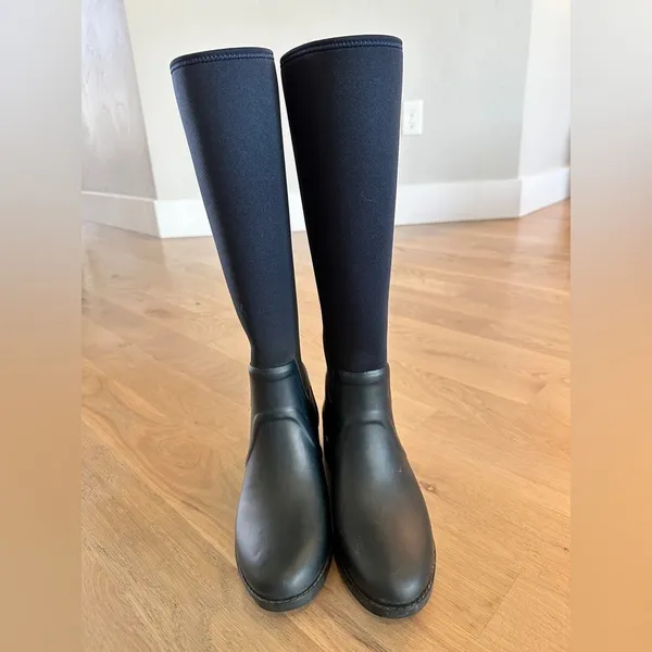 Tory Burch tall April Rain boot navy blue size 7 - Image 2