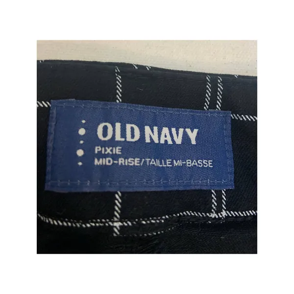 Women’s Old Navy Pixie Mid-Rise Plaid Checkered Capri Pants Black Grid Size 16 - Image 9