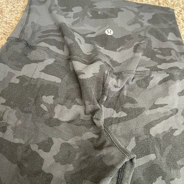 Lululemon Align Super High Rise Short 10" Incognito Camo Multi Grey size 4 - Image 12