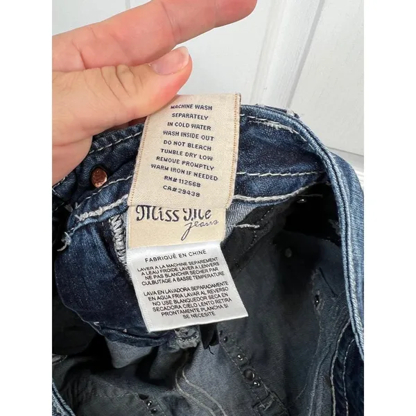 Miss Me Jeans Womens Size 29 Dark Wash Cropped Skinny Studded Distressed Denim - Image 15