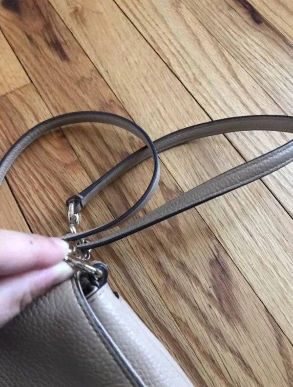 Coach Vintage Pebbled grain Leather Crossbody Shoulder Messenger chain minimalist neutral coquette baguette rectangle preppy solid gold clutch - Image 11