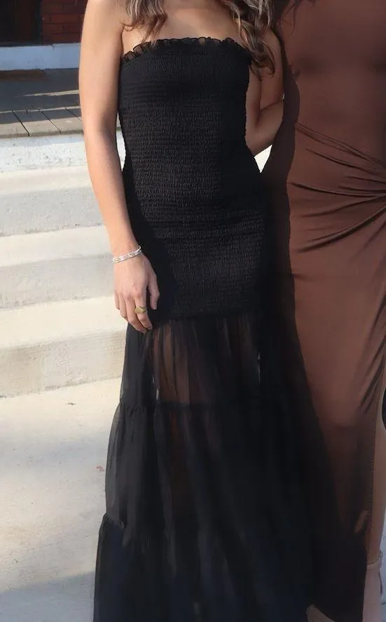 Revolve strapless maxi dress - Image 2