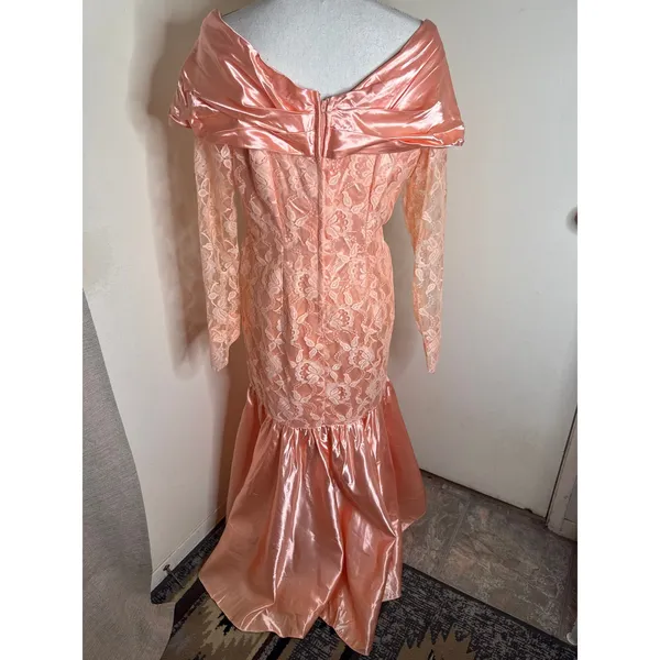 Vintage 1980s Peach Satin & Lace Off-the-Shoulder Prom Formal Gown Oversized Bow - Image 6