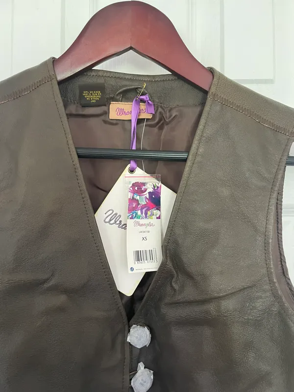 Jia Western Leather Vest - Image 4