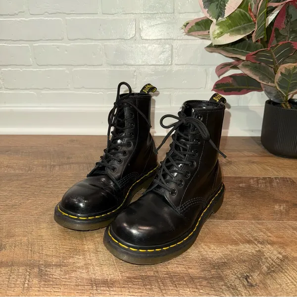 Dr. Martens 1460 Women’s 8-Eyelet Black Leather Boots - Image 6