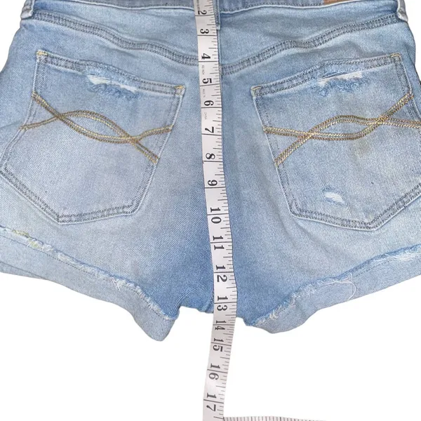 abercrombie and fitch high rise jean shorts size 27/4 - Image 4