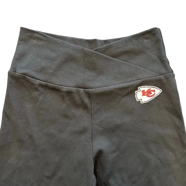 Forever 21 NFL collab Kansas City Chiefs black flare high rise yoga pants NWT LG - Image 5