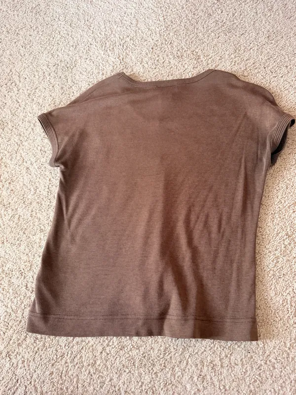 Jones New York Brown ribbed tee - Image 2