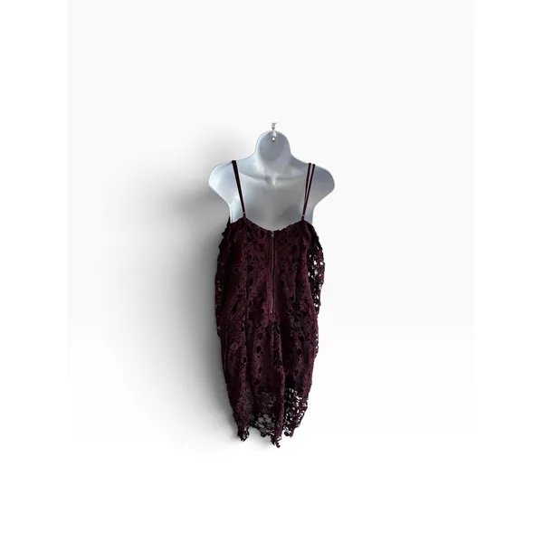 NWT ASTR The Label Lace Dress Size M Wine Cold Shoulder Floral Crochet Cocktail - Image 2