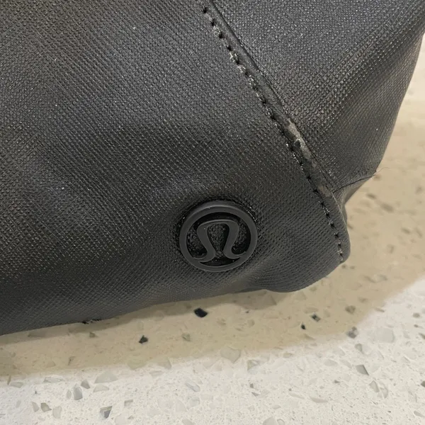 Lululemon All Day Black Go Wild Tote Bag - Image 4