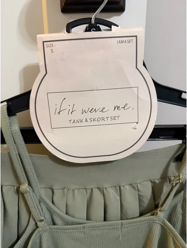 TJ Maxx Green tank and skirt set - Image 3