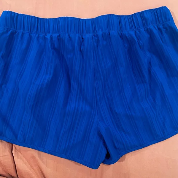 Athleta Blue Women's Beach Shorts - Image 2