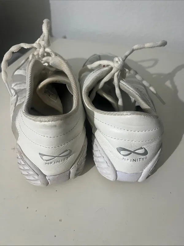 Nfinity Evolution Women’s Evolution Cheer Shoes White Size 9 - Image 4